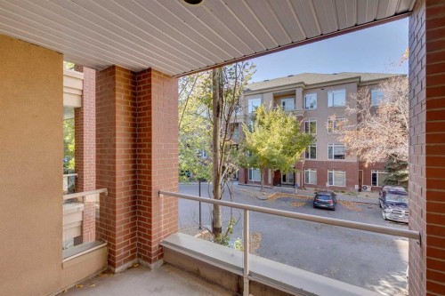 2201-24 Hemlock Crescent Sw, Calgary, AB - Outdoor With Balcony