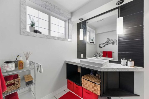 60 Canoe Cove Sw, Airdrie, AB - Indoor