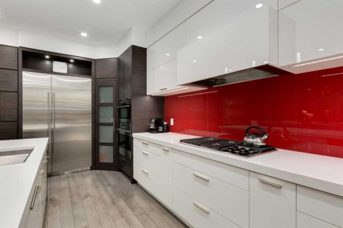 102 18 Avenue Se, Calgary, AB - Indoor Photo Showing Kitchen With Upgraded Kitchen