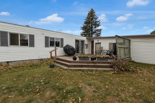 47 Huntstrom Drive Ne, Calgary, AB - Outdoor With Deck Patio Veranda