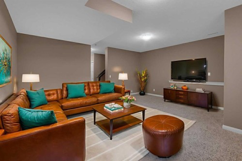 2534 3 Avenue Nw, Calgary, AB - Indoor