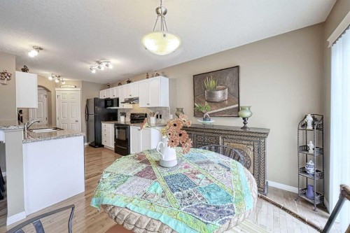 73 Everwoods Road Sw, Calgary, AB - Indoor