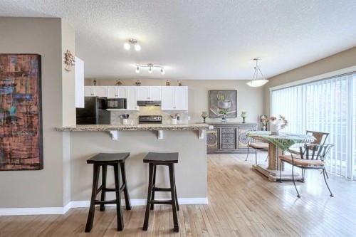 73 Everwoods Road Sw, Calgary, AB - Indoor