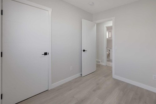 202 Falmere Way Ne, Calgary, AB - Indoor Photo Showing Other Room