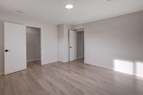 202 Falmere Way Ne, Calgary, AB - Indoor Photo Showing Other Room
