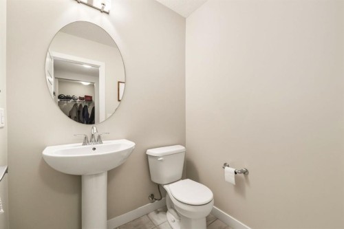 59 Sage Bluff Road Nw, Calgary, AB - Indoor Photo Showing Bathroom