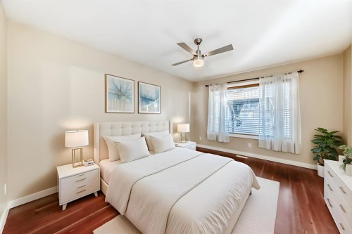 261 Bridlecreek Park Sw, Calgary, AB - Indoor Photo Showing Bedroom