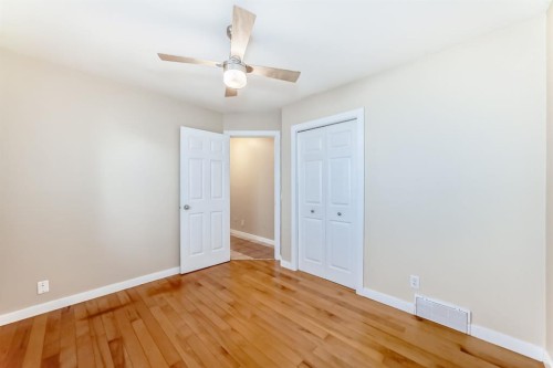 261 Bridlecreek Park Sw, Calgary, AB - Indoor Photo Showing Other Room