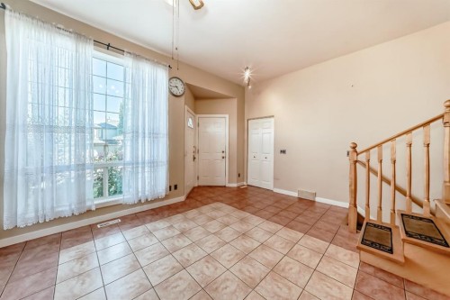 261 Bridlecreek Park Sw, Calgary, AB - Indoor Photo Showing Other Room