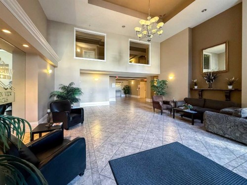 2206-7451 Springbank Boulevard Sw, Calgary, AB - Indoor