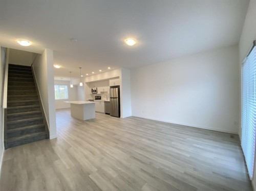 608 Copperstone Manor Se, Calgary, AB - Indoor