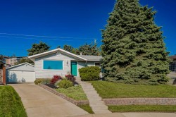 52 Hogarth Crescent SW Calgary, AB T2V 3A7