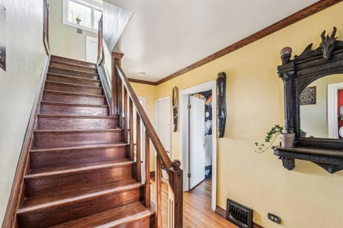 663 10 Avenue South, Carstairs, AB - Indoor Photo Showing Other Room