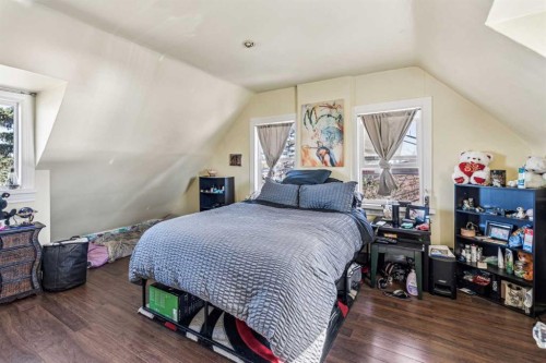 663 10 Avenue South, Carstairs, AB - Indoor Photo Showing Bedroom