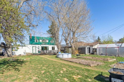 663 10 Avenue South, Carstairs, AB - Outdoor