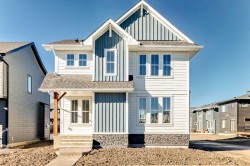 729 Grayling Link  Rural Rocky View County, AB T3Z 0H3