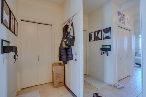101-8710 Horton Road Sw, Calgary, AB - Indoor Photo Showing Other Room