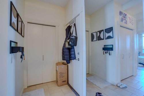 101-8710 Horton Road Sw, Calgary, AB - Indoor Photo Showing Other Room