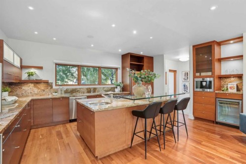 1403 Beverley Place Sw, Calgary, AB - Indoor Photo Showing Kitchen With Double Sink With Upgraded Kitchen