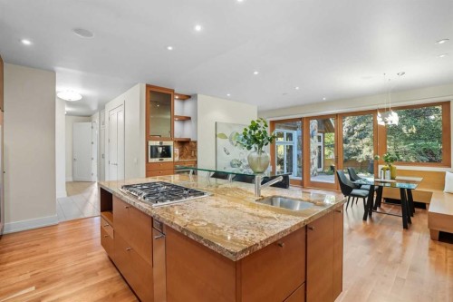1403 Beverley Place Sw, Calgary, AB - Indoor Photo Showing Kitchen