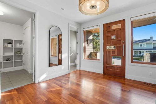 1403 Beverley Place Sw, Calgary, AB - Indoor Photo Showing Other Room