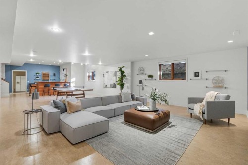 1403 Beverley Place Sw, Calgary, AB - Indoor Photo Showing Living Room