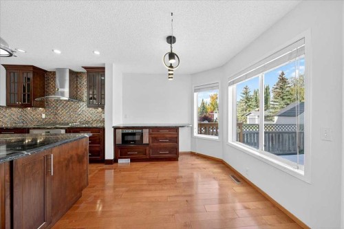 50 Citadel Ridge Green Nw, Calgary, AB - Indoor Photo Showing Kitchen With Upgraded Kitchen