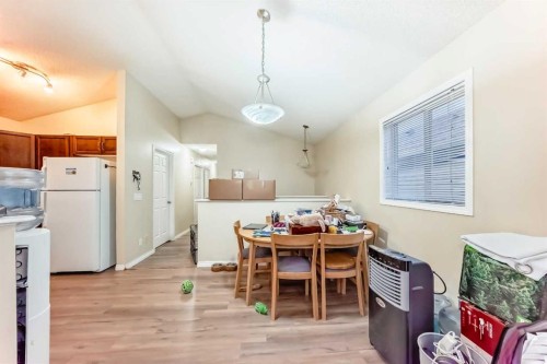 10 Saddlebrook Gardens Ne, Calgary, AB - Indoor Photo Showing Dining Room