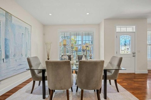 24 Ypres Mews Sw, Calgary, AB - Indoor Photo Showing Dining Room