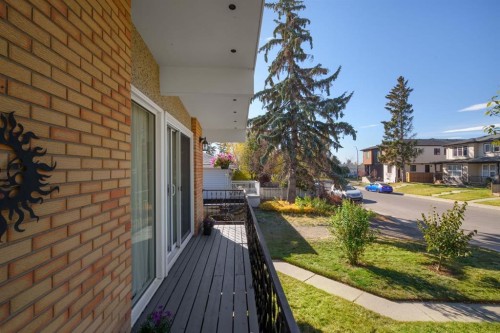 2026 41 Street Se, Calgary, AB - Outdoor With Balcony With Exterior