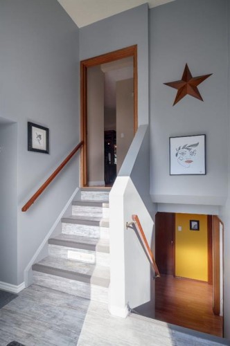 2026 41 Street Se, Calgary, AB - Indoor Photo Showing Other Room