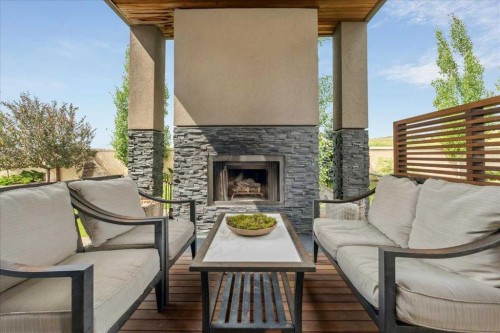 374 Discovery Ridge Way Sw, Calgary, AB -  With Fireplace