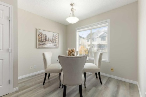 126 Everhollow Heights Sw, Calgary, AB - Indoor Photo Showing Dining Room