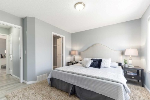 126 Everhollow Heights Sw, Calgary, AB - Indoor Photo Showing Bedroom
