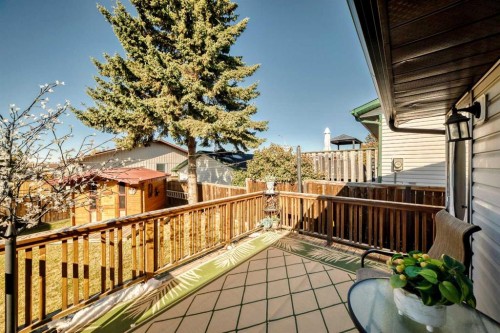 67 Sandstone Crescent Se, Airdrie, AB - Outdoor With Deck Patio Veranda With Exterior