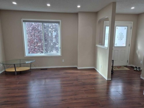 56 Saddlebrook Place Ne, Calgary, AB 