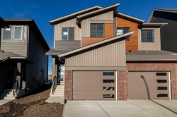 51 Heritage Manor  Cochrane, AB T4C 0L3