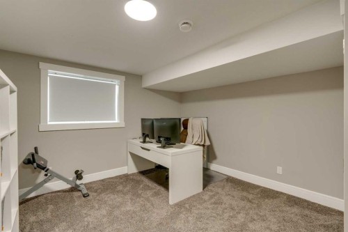 2444 45 Street Se, Calgary, AB - Indoor