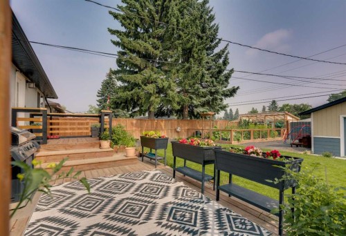 2444 45 Street Se, Calgary, AB - Outdoor With Deck Patio Veranda