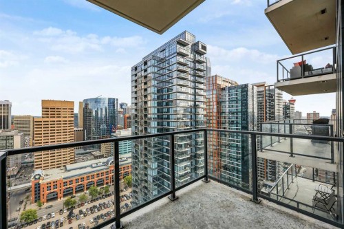 705-1010 6 Street Sw, Calgary, AB - Outdoor With Balcony