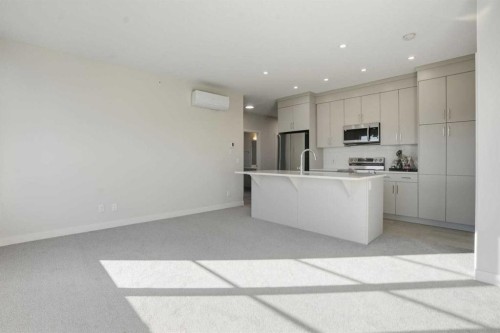 2417-2117 81 Street Sw, Calgary, AB - Indoor Photo Showing Kitchen
