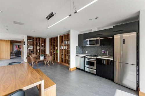 1207-1010 6 Street Sw, Calgary, AB - Indoor Photo Showing Kitchen
