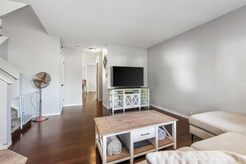 156 Martin Crossing Court Ne, Calgary, AB - Indoor