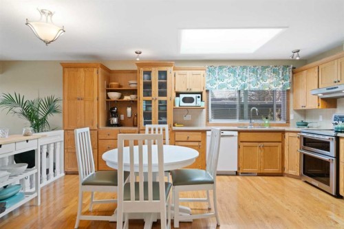 9632 Oakcliffe Drive Sw, Calgary, AB - Indoor