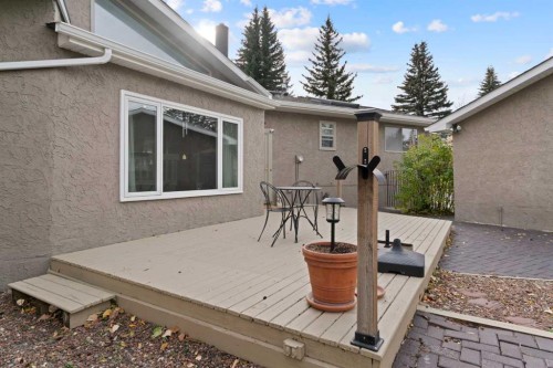 9632 Oakcliffe Drive Sw, Calgary, AB - Outdoor With Exterior