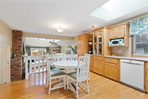 9632 Oakcliffe Drive Sw, Calgary, AB - Indoor