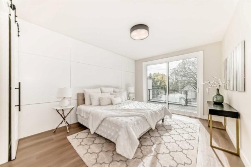 2528 7 Avenue Nw, Calgary, AB - Indoor Photo Showing Bedroom