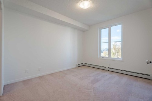 1212-333 Taravista Drive Ne, Calgary, AB - Indoor Photo Showing Other Room