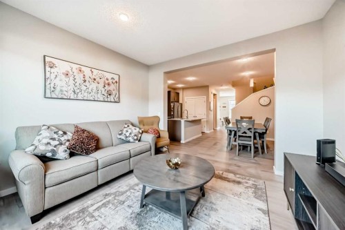 81 Savanna Link Ne, Calgary, AB - Indoor Photo Showing Living Room