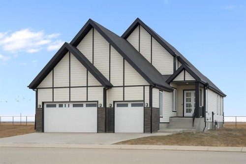 340 Muirfield Crescent, Lyalta, AB - Outdoor